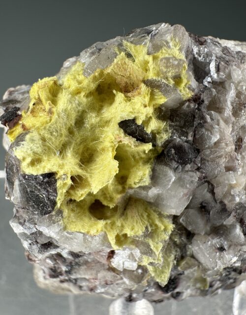 Uranophane, Calcite