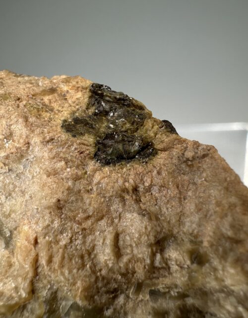 Wolsendorfite, Clarkeite, Uraninite