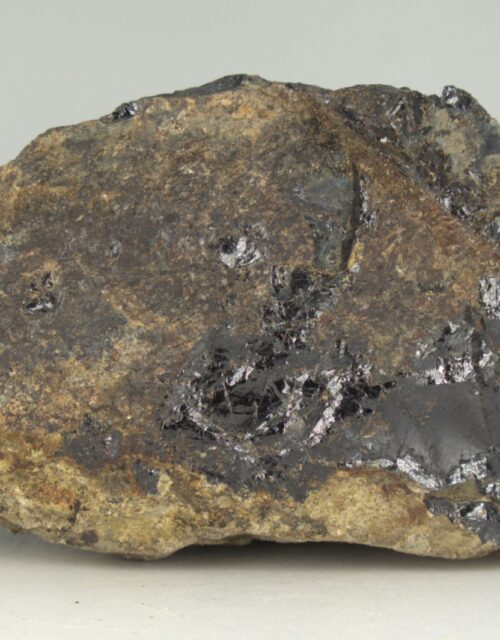 Aeschynite-(Y)