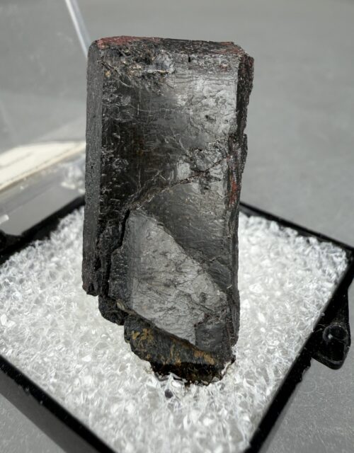 Allanite-(Ce)