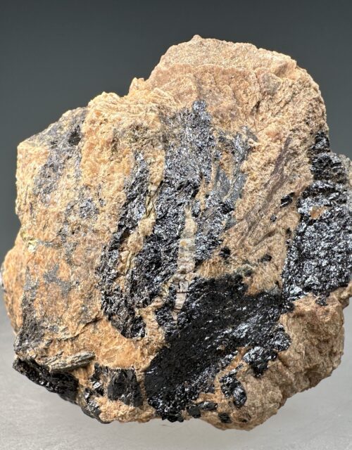 Samarskite-(Y)