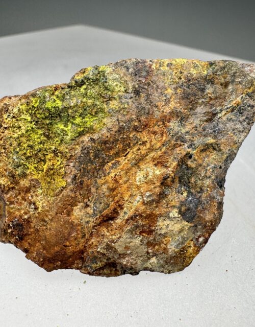 Cuprosklodowskite
