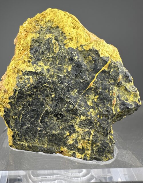 Uraninite, Schoepite, Soddyite