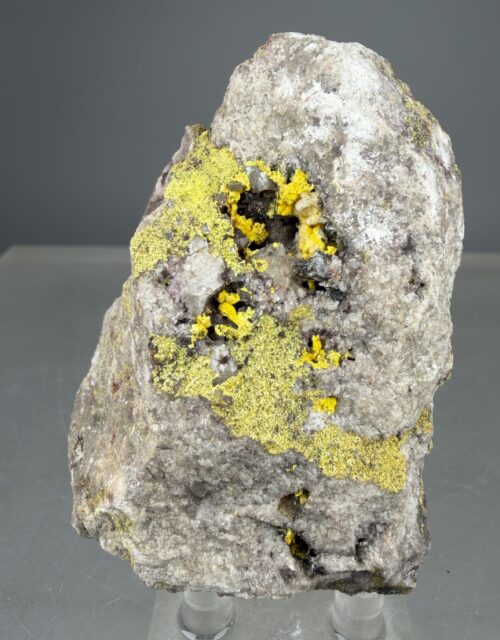 Tyuyamunite, Calcite