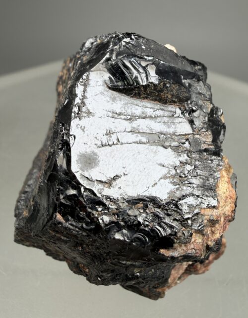 Samarskite-(Y)