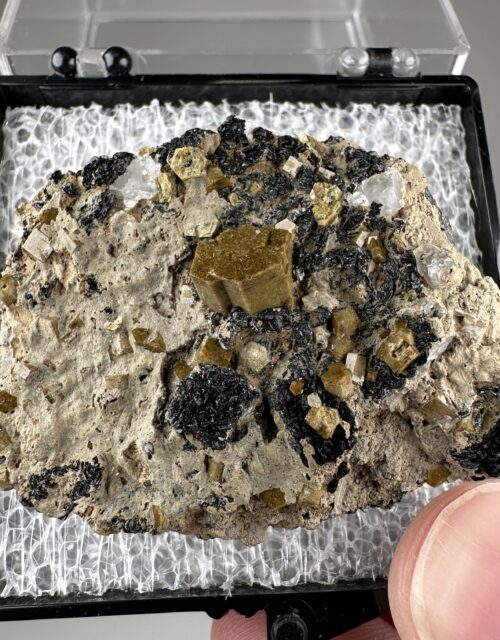 Pyrosmalite-(Fe)